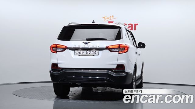 Ssangyong Rexton из Кореи Encar