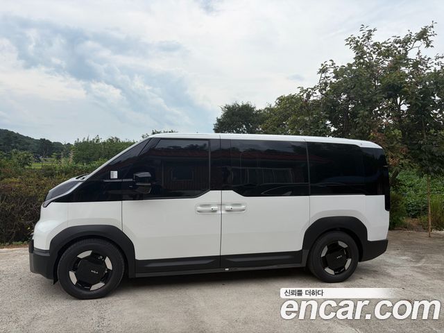 Kia PV5 Passenger 5 Seater Plus — пробег 524 км — фото 3 из 5
