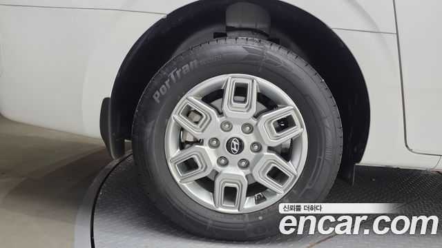 Hyundai Staria из Кореи Encar