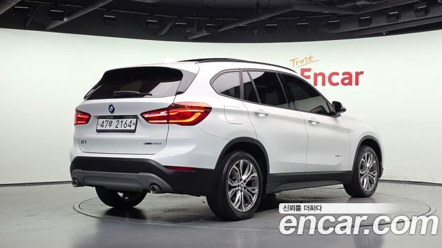 BMW X1 xDrive 20d Joy — пробег 232 049 км — фото 2 из 5