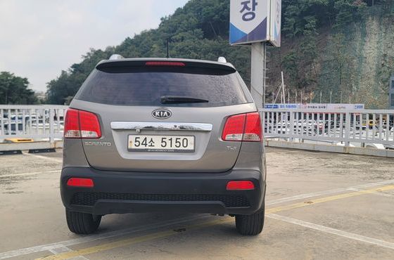 Kia Sorento Diesel 2.0 2WD TLX High-Deluxe — пробег 140 028 км — фото 5 из 5