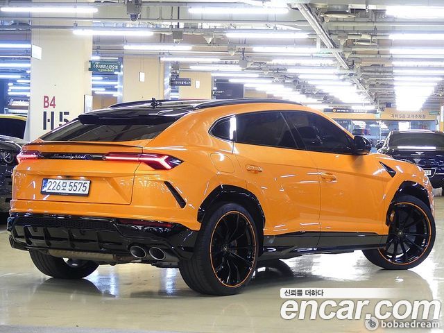 Lamborghini Urus 4.0 V8 — пробег 29 000 км — фото 3 из 5