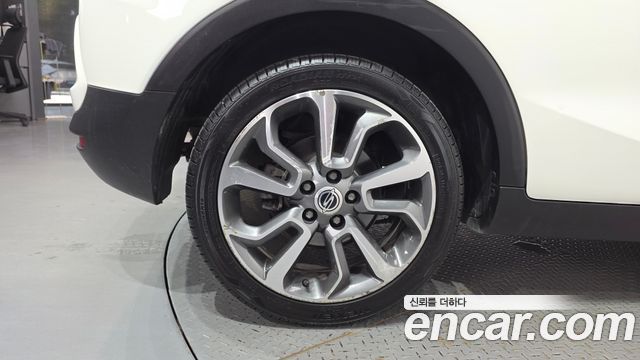 Ssangyong TIBOLI из Кореи Encar