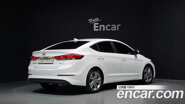 Hyundai AVANTE из Кореи Encar