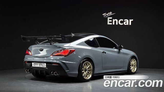 Hyundai Genesis из Кореи Encar