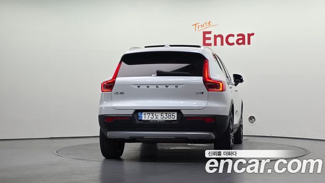 Volvo XC40 из Кореи Encar