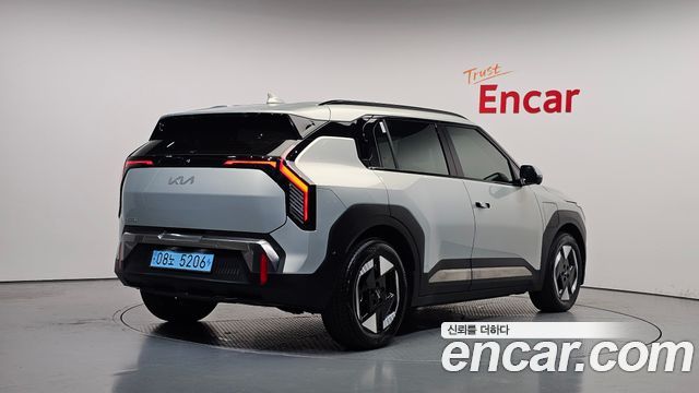 Kia EV3 из Кореи Encar