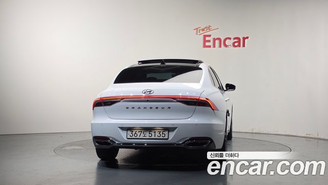 Hyundai Grandeur из Кореи Encar