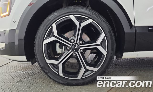 Kia Niro Signature — пробег 63 358 км — фото 5 из 5