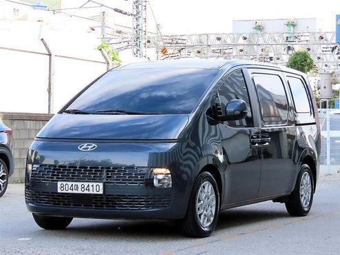 Hyundai Staria Cargo 3-Seater Modern — пробег 17 940 км — фото 2 из 5