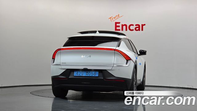 Kia EV6 из Кореи Encar
