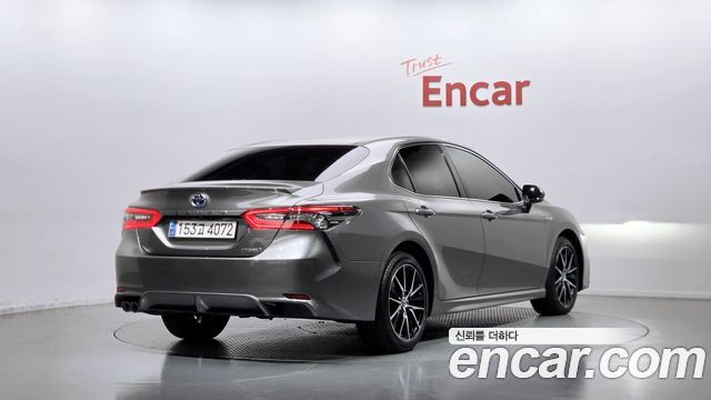 Toyota Camry 2.5 XSE Hybrid — пробег 55 321 км — фото 2 из 5