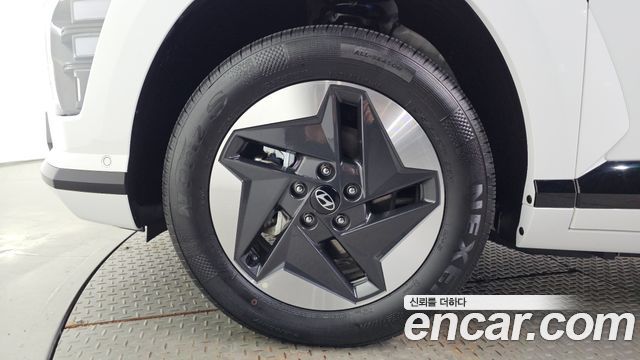 Hyundai Kona Long Range Premium — пробег 9 247 км — фото 5 из 5