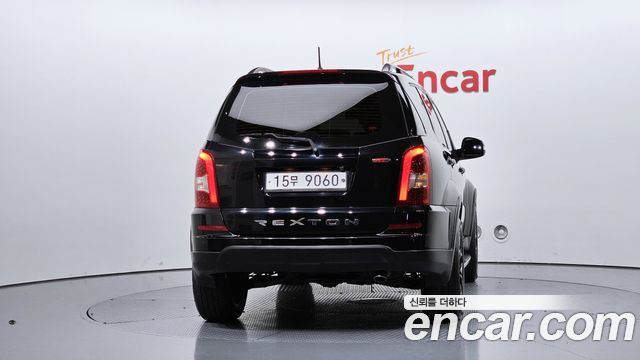 Ssangyong Rexton 2.2 4WD RX7 Luxury — пробег 108 583 км — фото 4 из 5