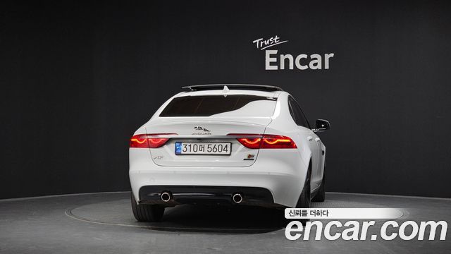 Jaguar XF 3.0 S AWD — пробег 125 544 км — фото 4 из 5