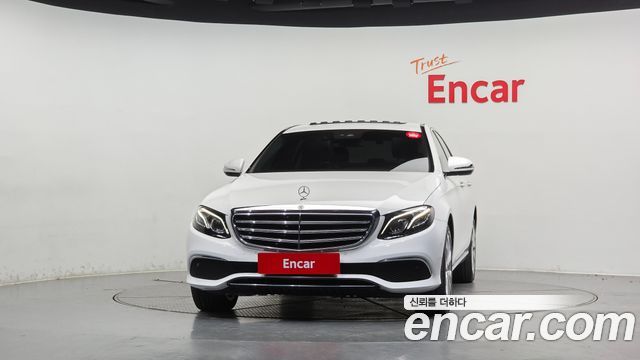 Mercedes-Benz E-Class из Кореи Encar