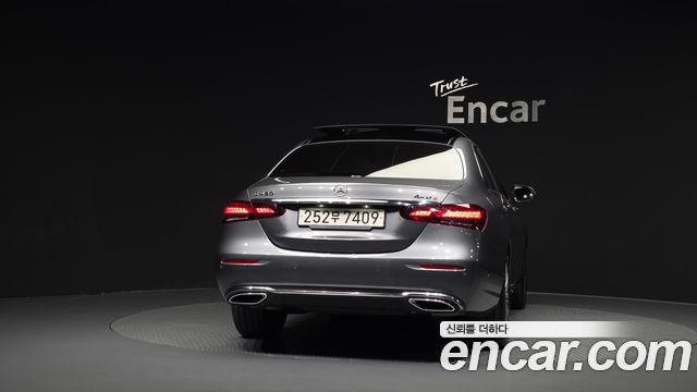 Mercedes-Benz E-Class из Кореи Encar