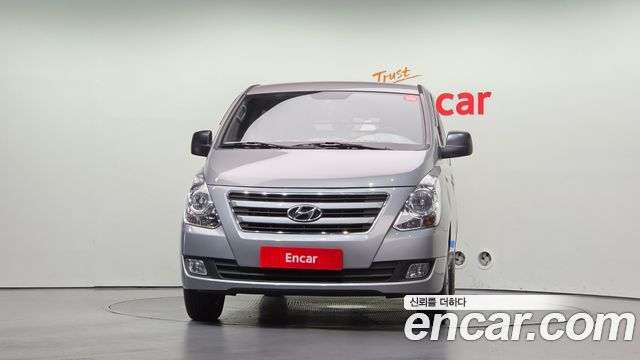 Hyundai Starex 5-Seater VAN Smart — пробег 140 644 км — фото 3 из 5