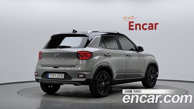 Hyundai Venue из Кореи Encar