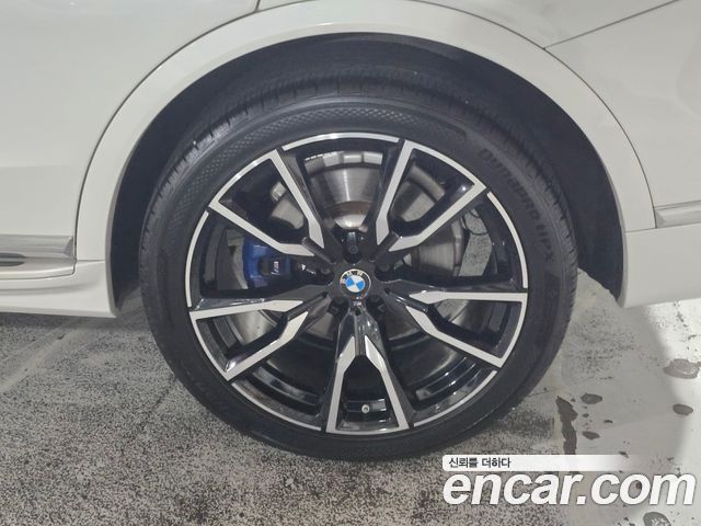 BMW X7 xDrive 40i M Sport 6STR — пробег 87 142 км — фото 5 из 5