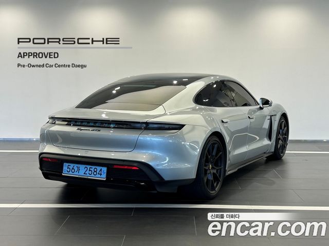 Porsche Taycan GTS — пробег 36 650 км — фото 5 из 5