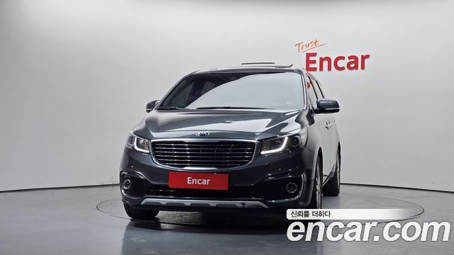 Kia Carnival 7-seater Limousine VIP — пробег 283 517 км — фото 3 из 5