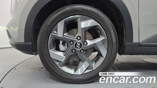 Hyundai Venue из Кореи Encar