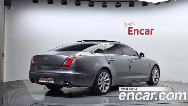 Jaguar XJ 3.0D Premium Luxury LWB X351 — пробег 94 054 км — фото 2 из 5