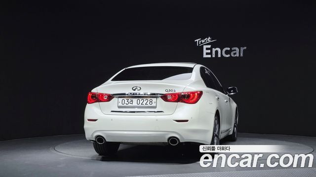 Infiniti Q50 из Кореи Encar