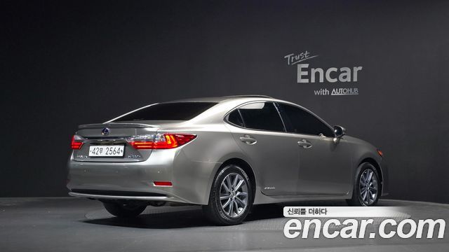 Lexus ES Supreme XV60 — пробег 97 143 км — фото 2 из 5