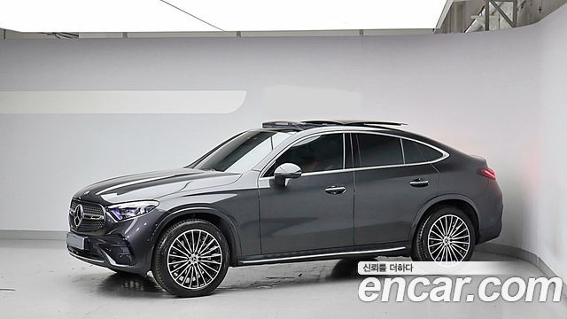 Mercedes-Benz GLC-Class GLC300 4MATIC Coupe — пробег 16 992 км — фото 2 из 5