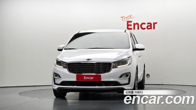 Kia Carnival 11-Seater Prestige — пробег 62 554 км — фото 3 из 5
