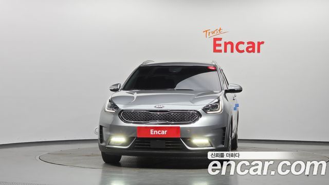 Kia Niro Noblesse — пробег 96 229 км — фото 3 из 5