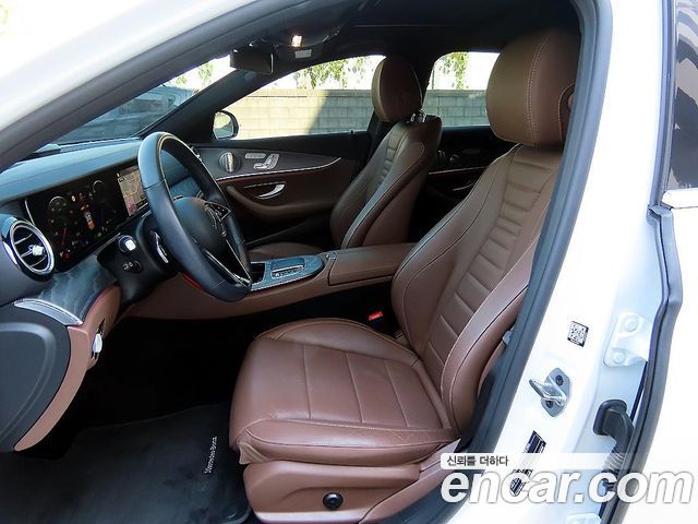 Mercedes-Benz E-Class E350 4MATIC Avantgarde — пробег 20 836 км — фото 5 из 5