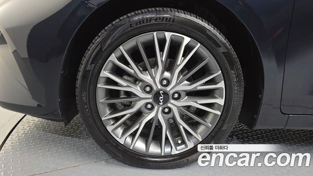 Kia K3 из Кореи Encar