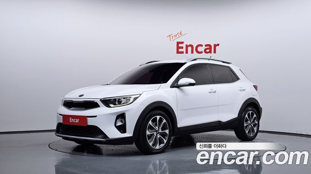 Kia Stonic из Кореи Encar