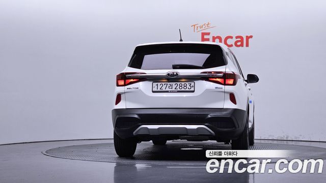 Kia Seltos из Кореи Encar