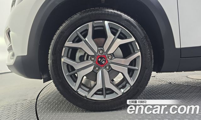 Kia Seltos из Кореи Encar