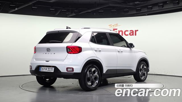 Hyundai Venue из Кореи Encar