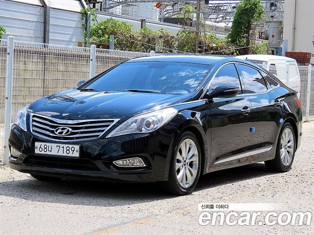 Hyundai Grandeur HG300 Noble — пробег 163 000 км — фото 2 из 5
