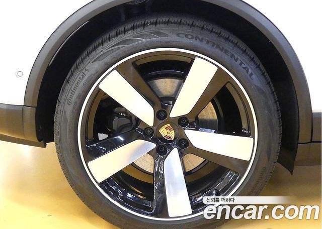 Porsche Macan из Кореи Encar