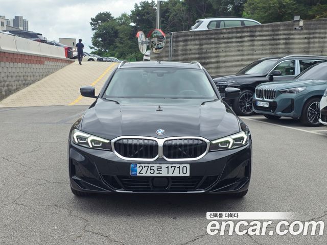 BMW 3-Series 320i Touring — пробег 9 000 км — фото 2 из 5