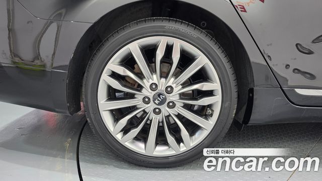 Kia K7 из Кореи Encar
