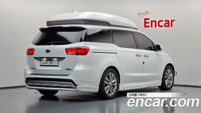 Kia Carnival 7-seater Hi-limousine President — пробег 163 536 км — фото 2 из 5