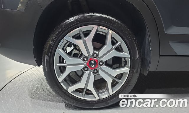 Kia Seltos из Кореи Encar