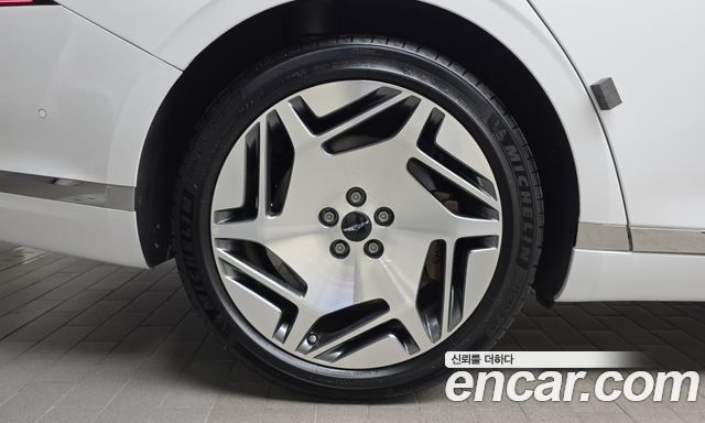 Genesis G90 из Кореи Encar