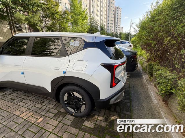 Kia Seltos Gasoline 1.6T 2WD Trendy — пробег 3 112 км — фото 3 из 5
