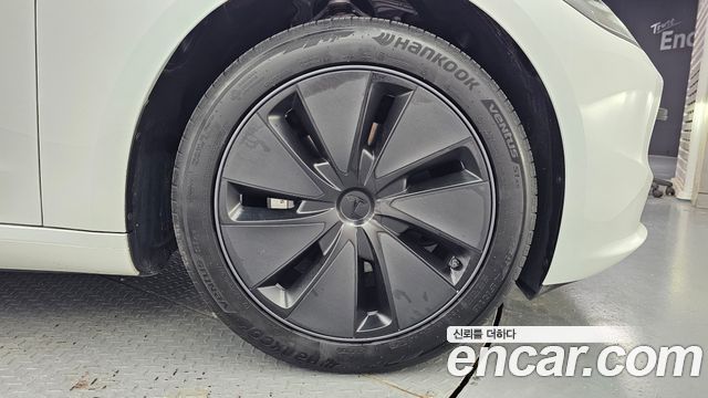 Tesla Model 3 RWD — пробег 23 750 км — фото 5 из 5
