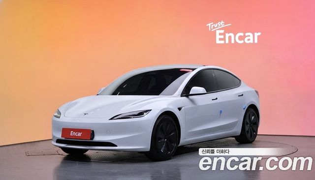 Tesla Model 3 RWD — пробег 23 750 км — фото 1 из 5