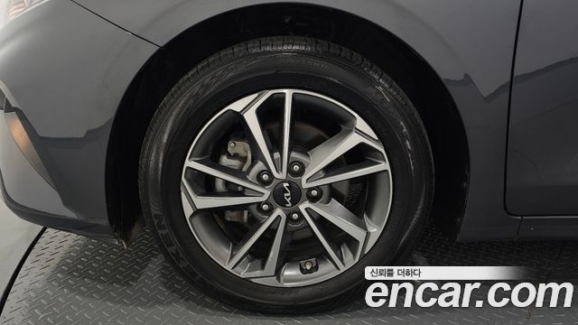 Kia K3 из Кореи Encar